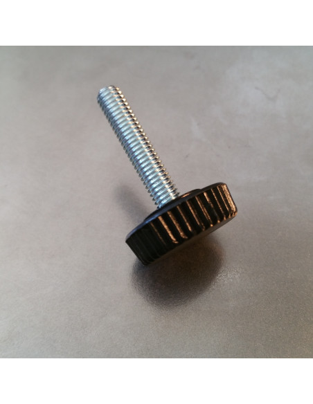 1 x Pää Kiristys svart nylon M5X20 Pään halkaisija: 20