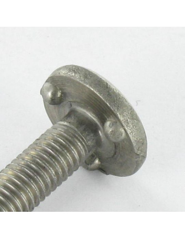 1 x Ruuvi hitsaukseen M6X20 3 NICOTS...