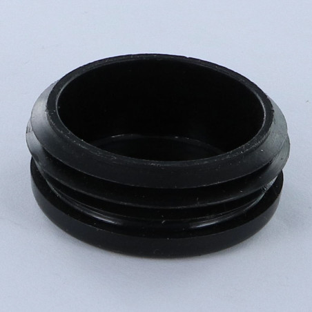 1 x Pyöreä putkitulppa Halkaisija Ulkoinen 22 Sisäinen 18-20 Musta polyetyleeni