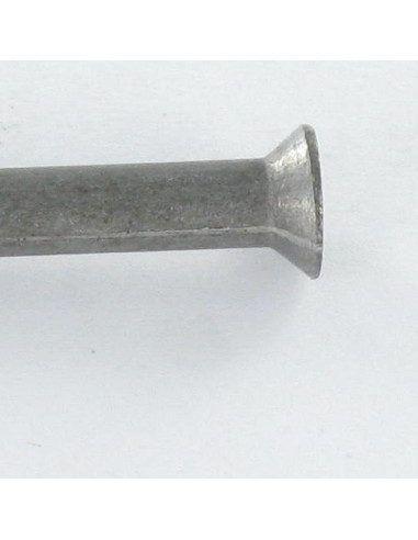 1 x Iskettävä niitti uppokantainen 6X12 Raakateräs