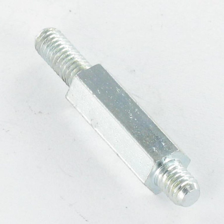 1 x Väliholkki M/M M4X32 Kierteytetty kohteessa 1/10 LÄISKE 6 Sinkitty teräs