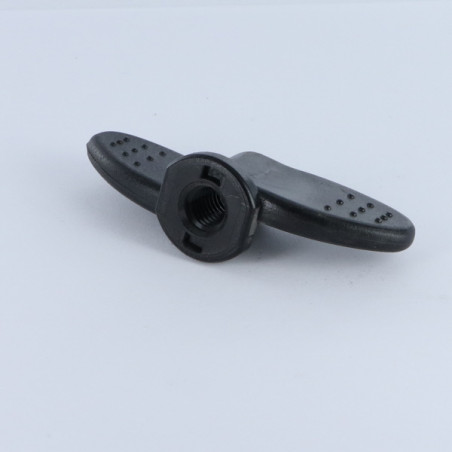 1 x Mutteri Siipimutteri M8 svart nylon